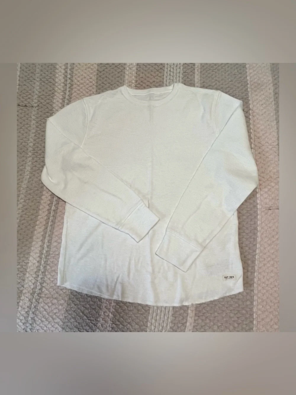 GAP White Crewneck Waffle Thermal Pullover Boy
